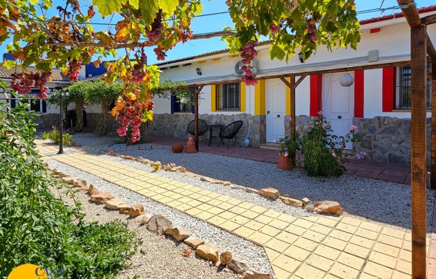 Resale - Villa - Catral