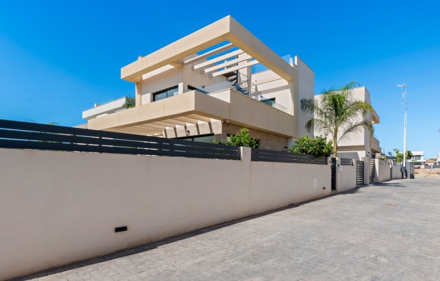 Resale - Villa - Los Montesinos