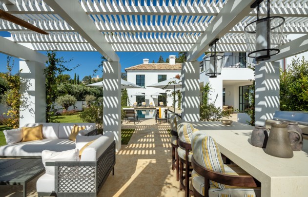 Resale - Villa - Marbella - Sierra Blanca