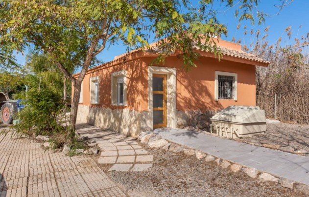 Resale - Villa - Catral