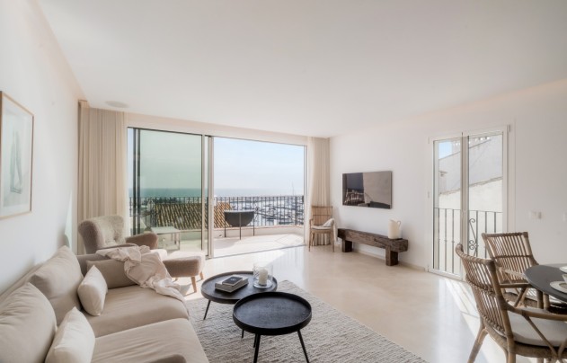 Resale - Apartment - Marbella - Puerto Banús