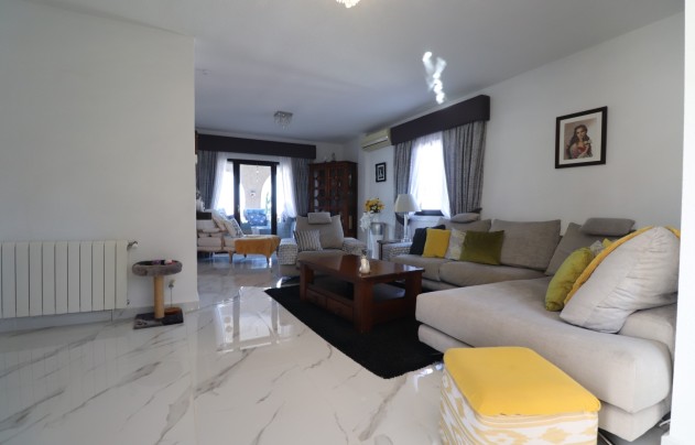 Resale - Villa - Algorfa - Lomas de La Juliana