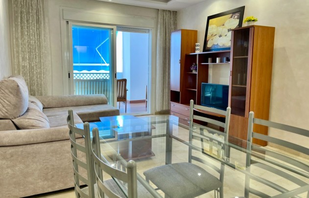 Resale - Apartment - Marbella - Puerto Banús