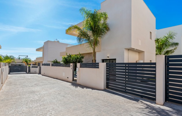 Resale - Villa - Los Montesinos