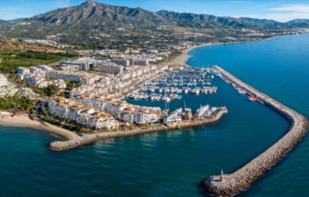 Resale - Apartment - Marbella - Puerto Banús