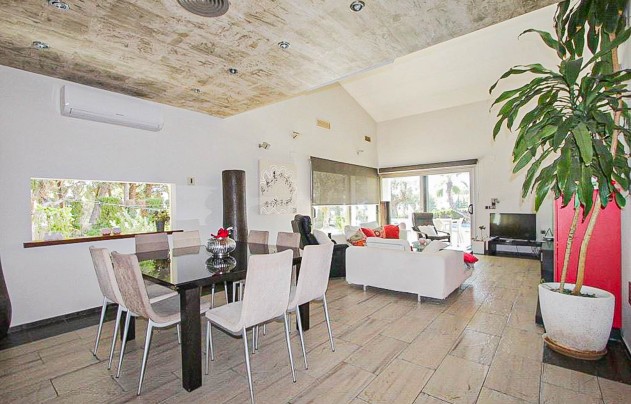 Resale - Villa - Moraira - Playetes