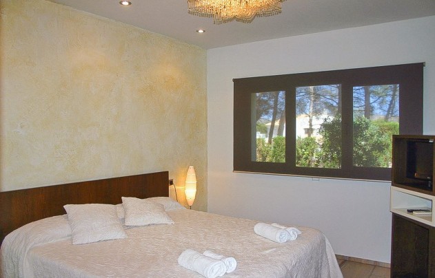 Resale - Villa - Moraira - Playetes