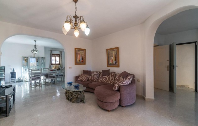 Resale - Villa - Orihuela Costa - Villamartín