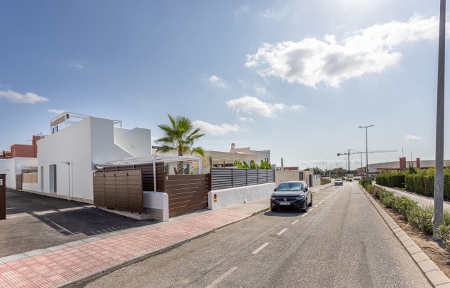 Reventa - House - Detached Villa - Los Montesinos