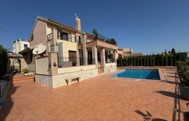 Resale - Villa - La Finca Golf