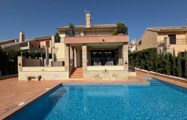 Resale - Villa - La Finca Golf