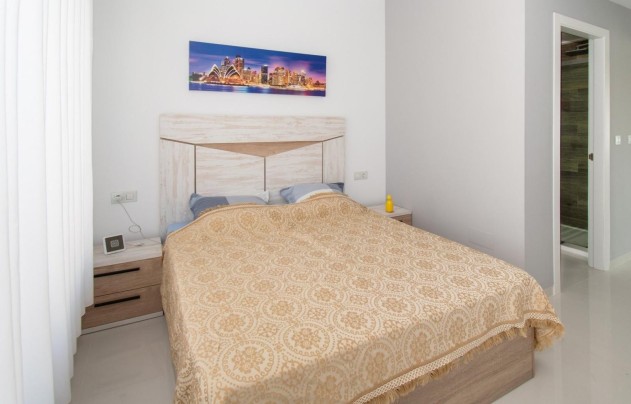 Reventa - Villa - Orihuela Costa - Mil Palmeras