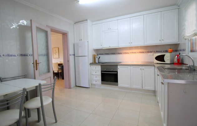 Reventa - Villa - Orihuela Costa - Mil Palmeras